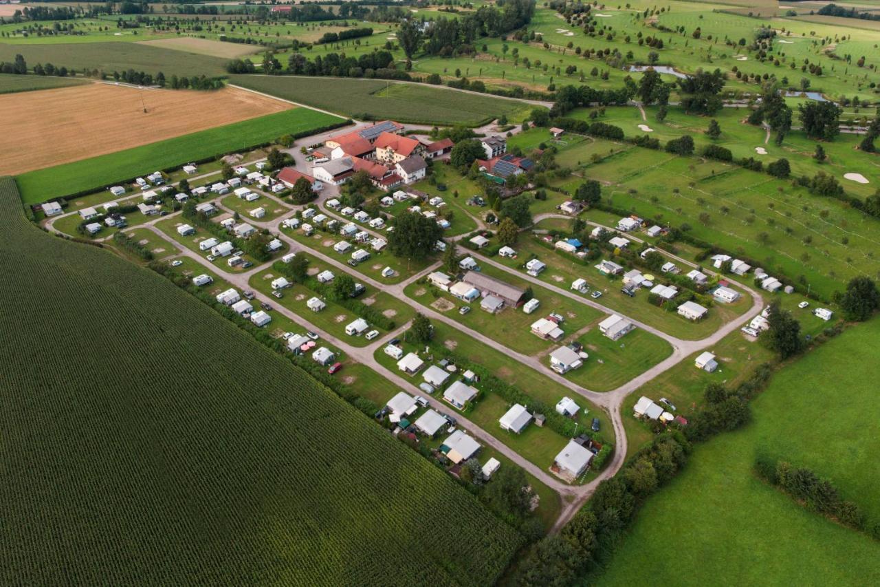 Hotel Preishof Kirchham Exterior foto